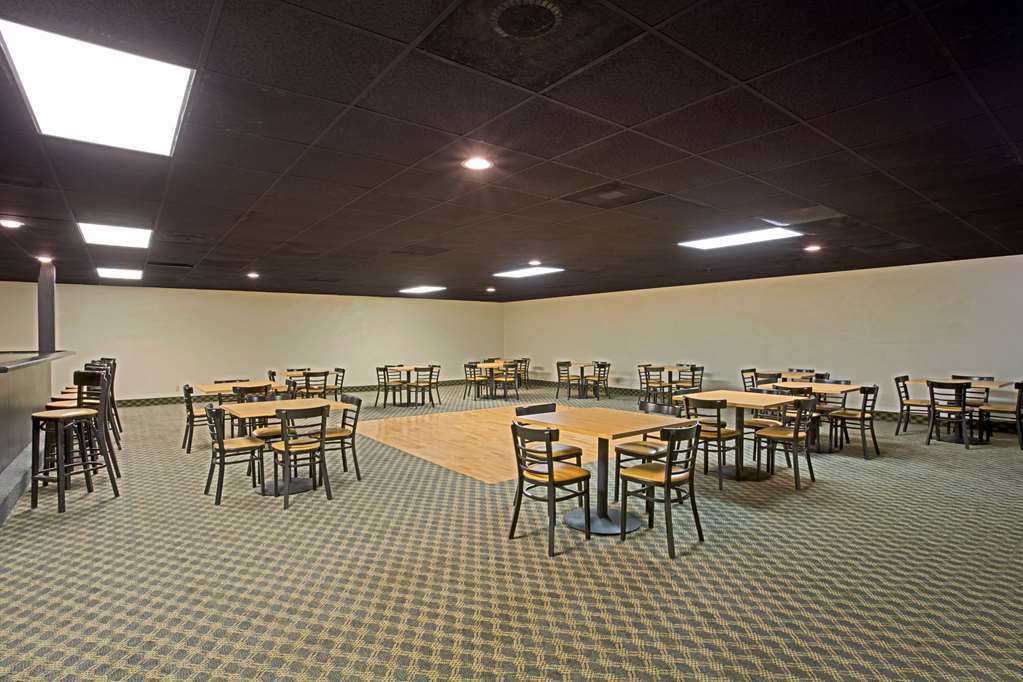 Days Inn & Suites By Wyndham Clermont Facilități foto